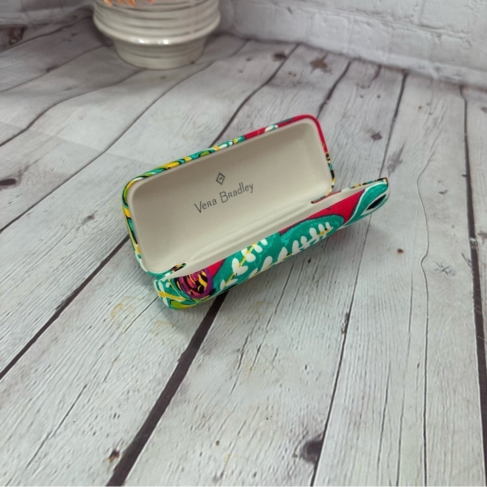 very bradley eyeglass case NWOT bright floral cloth covered hard case